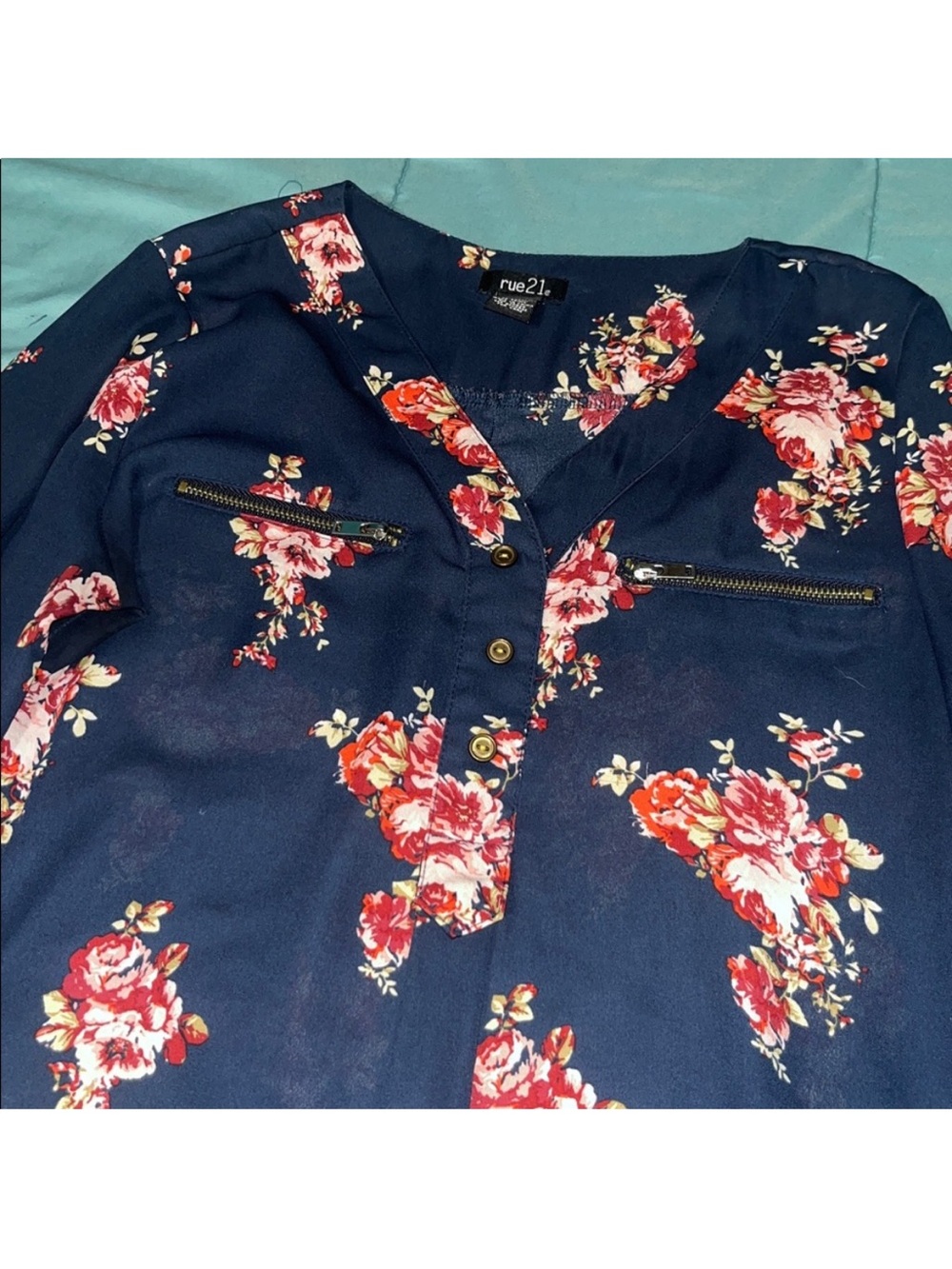 Blouse - Picture 3 of 3